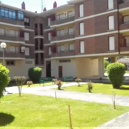 Lejlighed Simplistic In With Garden *